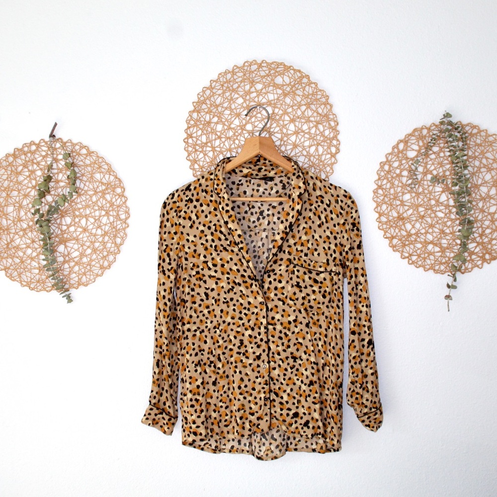 Zara button down long sleeve